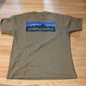 Patagonia Men's Tan Tee with Logo